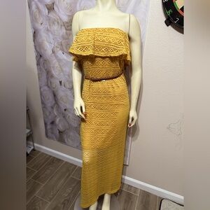 Lovely Identity Brand Yellow Lace Off-the-Shoulder Maxi Dress - Size 34(US-M)
